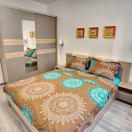 Apart Apartments شقة