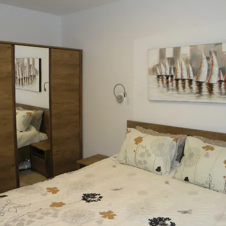 Apart Apartments